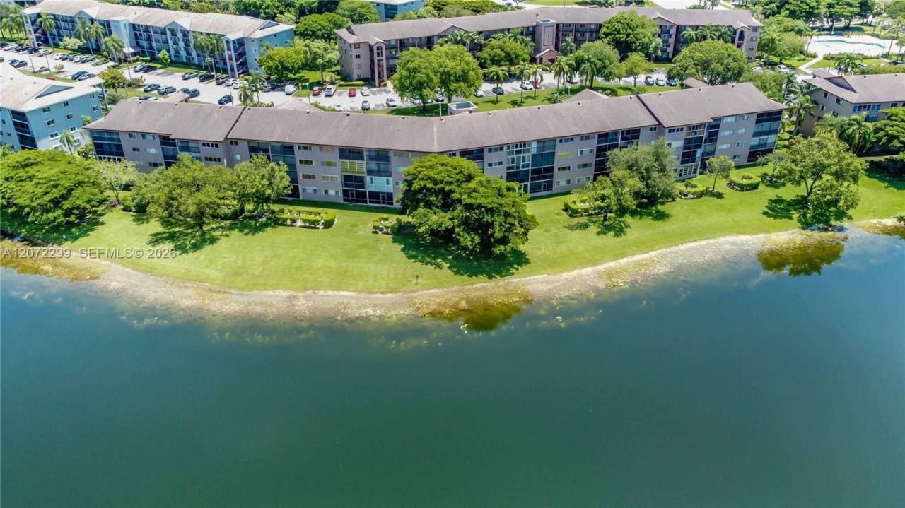 850 SW 138th Ave , Unit 408D, Pembroke Pines, FL 33027 Photo
