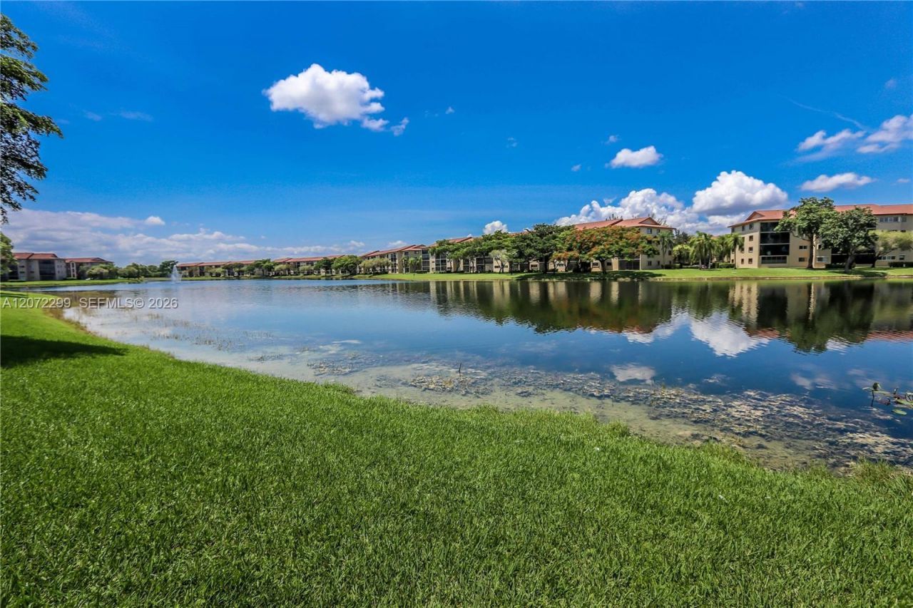 850 SW 138th Ave , Unit 408D, Pembroke Pines, FL 33027 Photo
