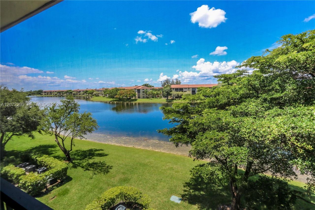 850 SW 138th Ave , Unit 408D, Pembroke Pines, FL 33027 Photo