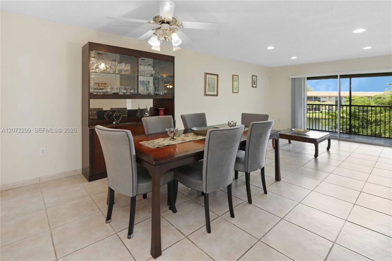 850 SW 138th Ave , Unit 408D, Pembroke Pines, FL 33027 Photo