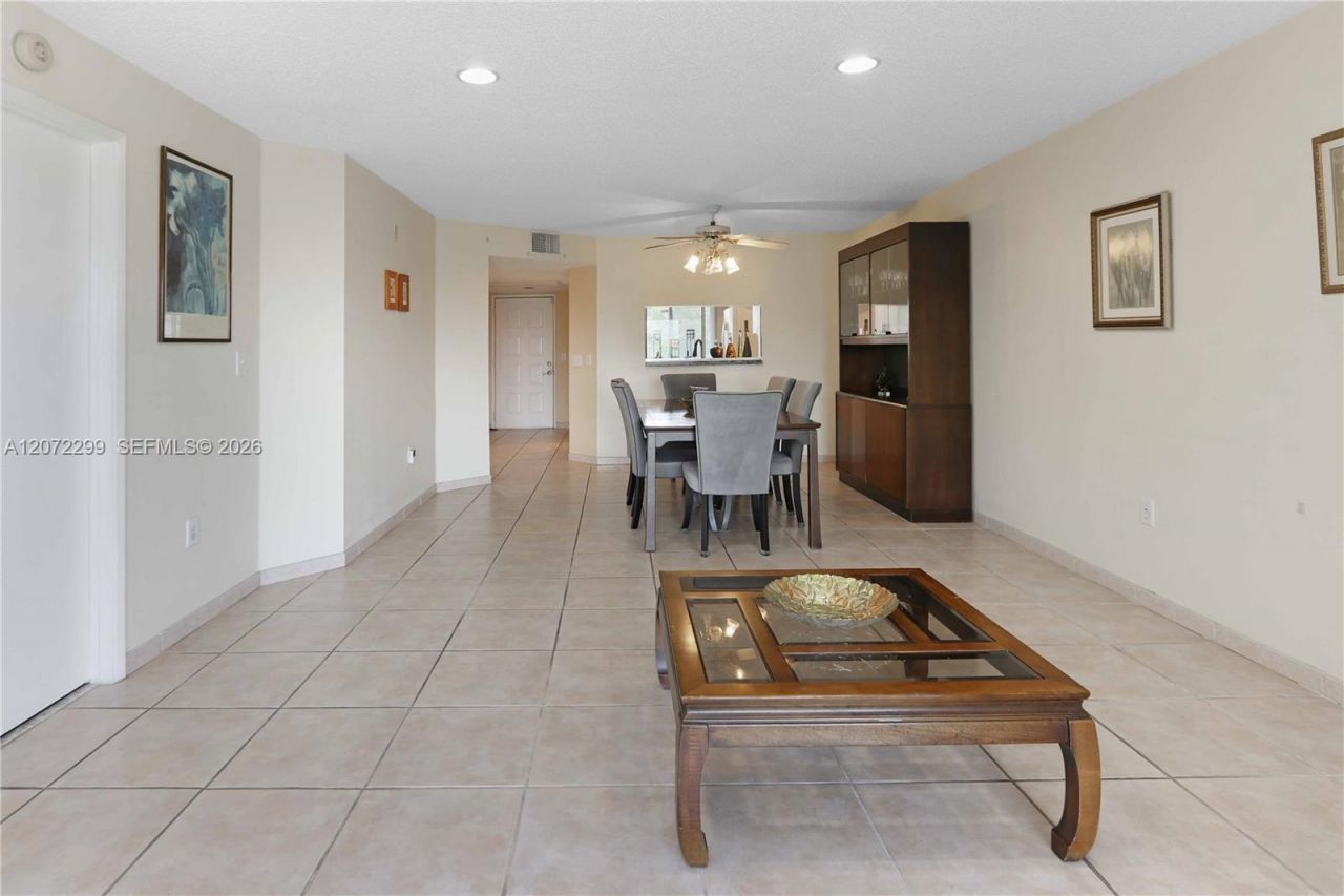 850 SW 138th Ave , Unit 408D, Pembroke Pines, FL 33027 Photo