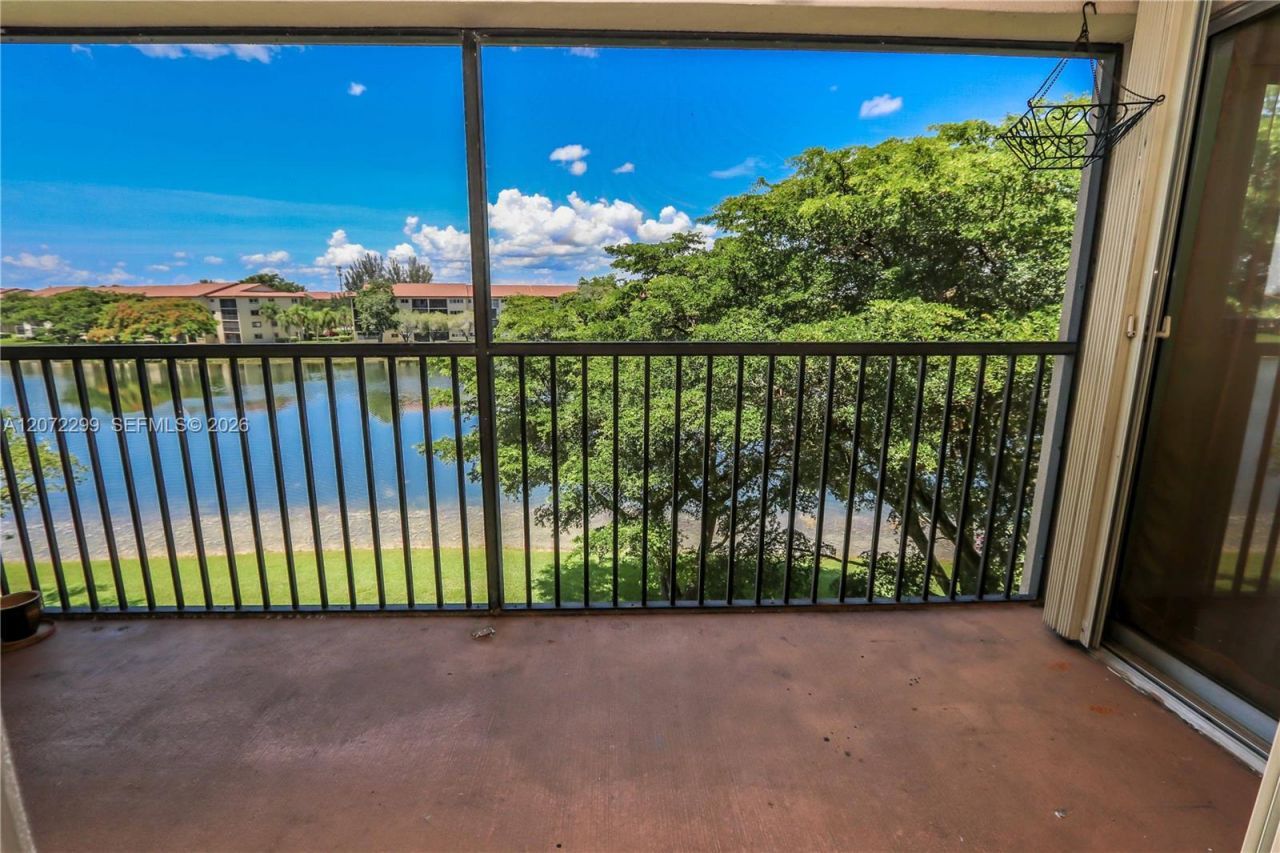850 SW 138th Ave , Unit 408D, Pembroke Pines, FL 33027 Photo