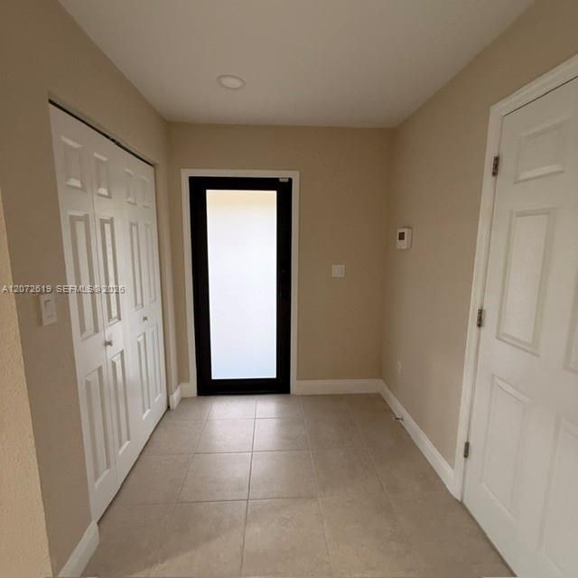 19229 E Lake Dr , Hialeah, FL 33015 Photo