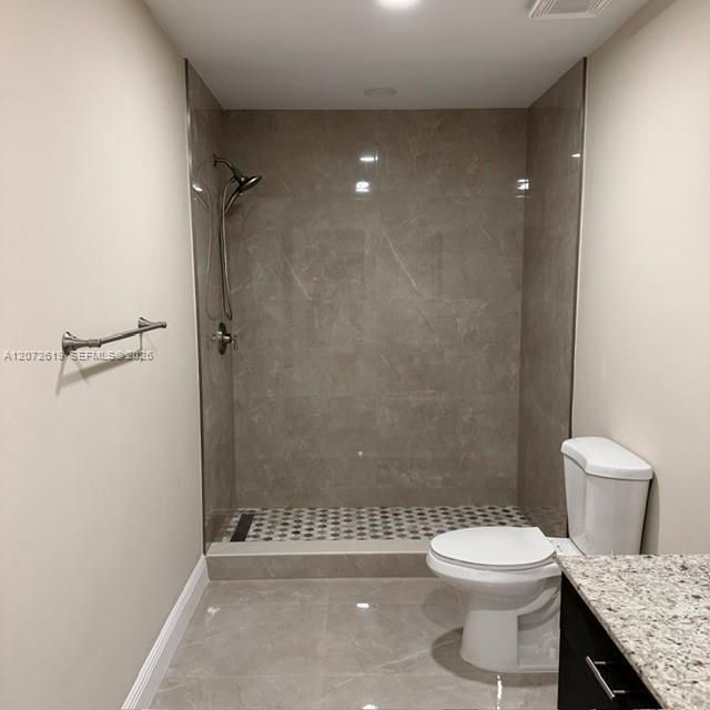 19229 E Lake Dr , Hialeah, FL 33015 Photo