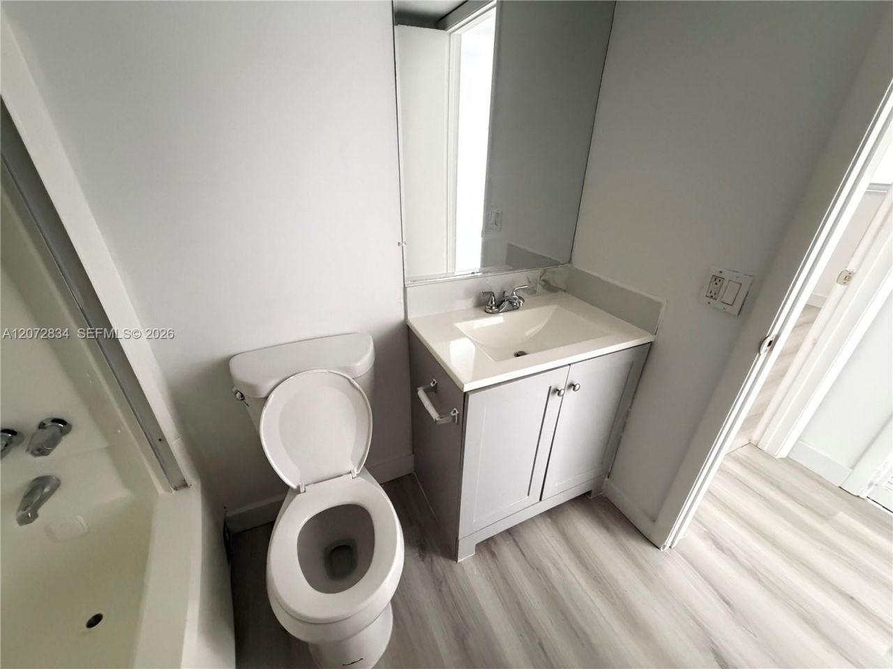 5090 SW 64th Ave, Unit 305, Davie, FL 33314 Photo