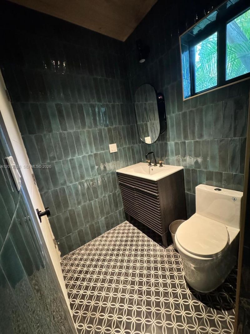 23 NE 46th St , Miami, FL 33137 Photo