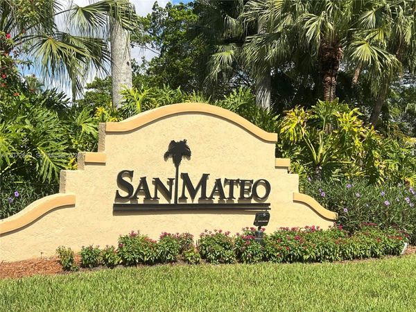 2445 Pasadena Way , Weston, FL 33327