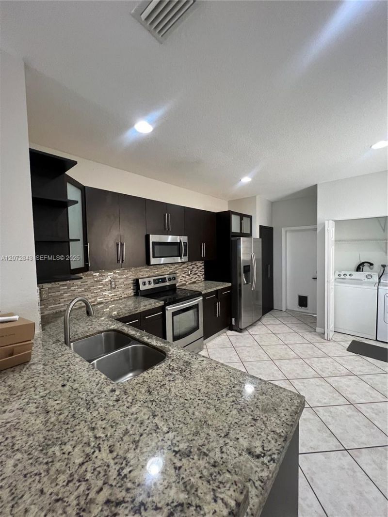 2445 Pasadena Way , Weston, FL 33327 Photo