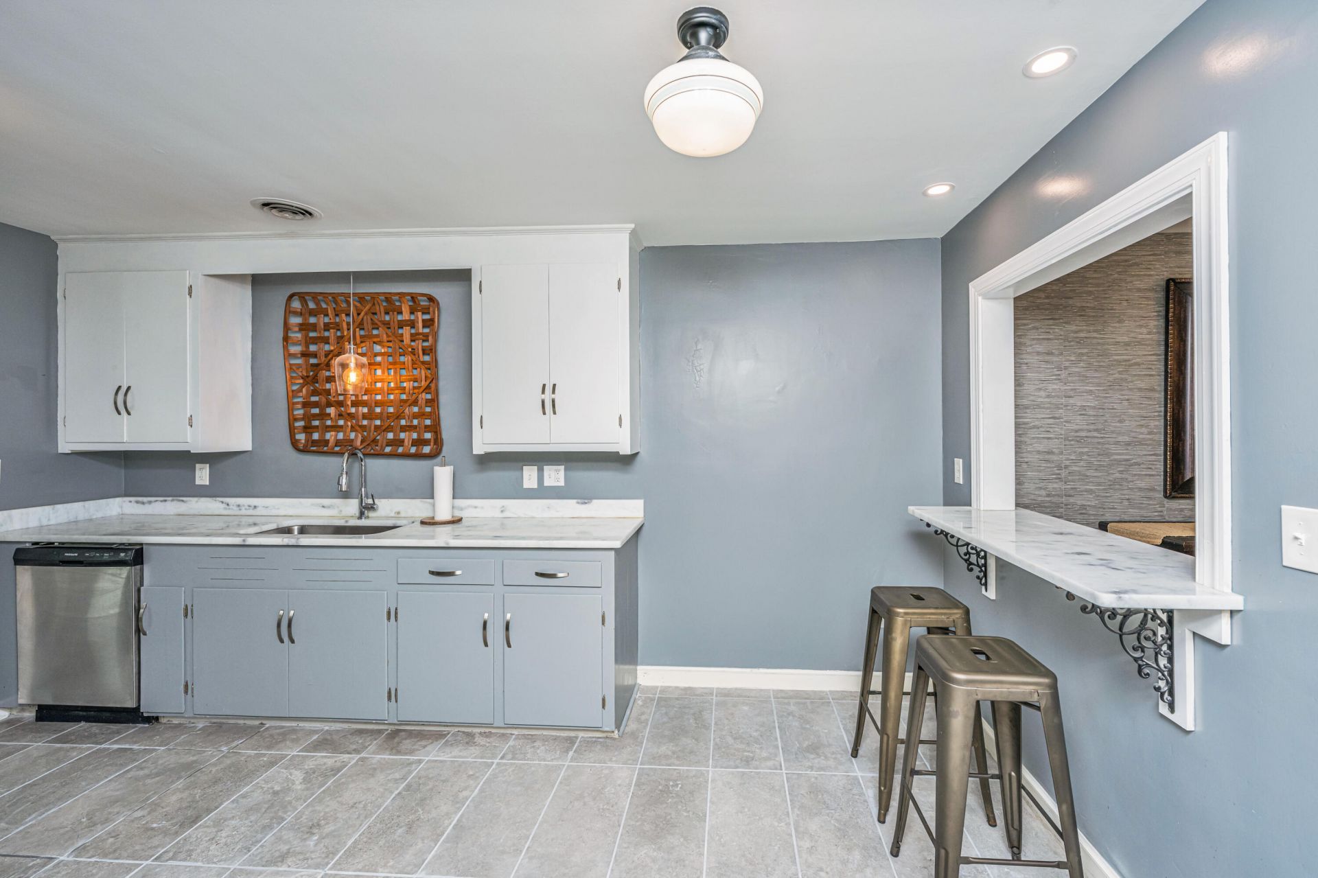 5112 Victoria Avenue Photo 10