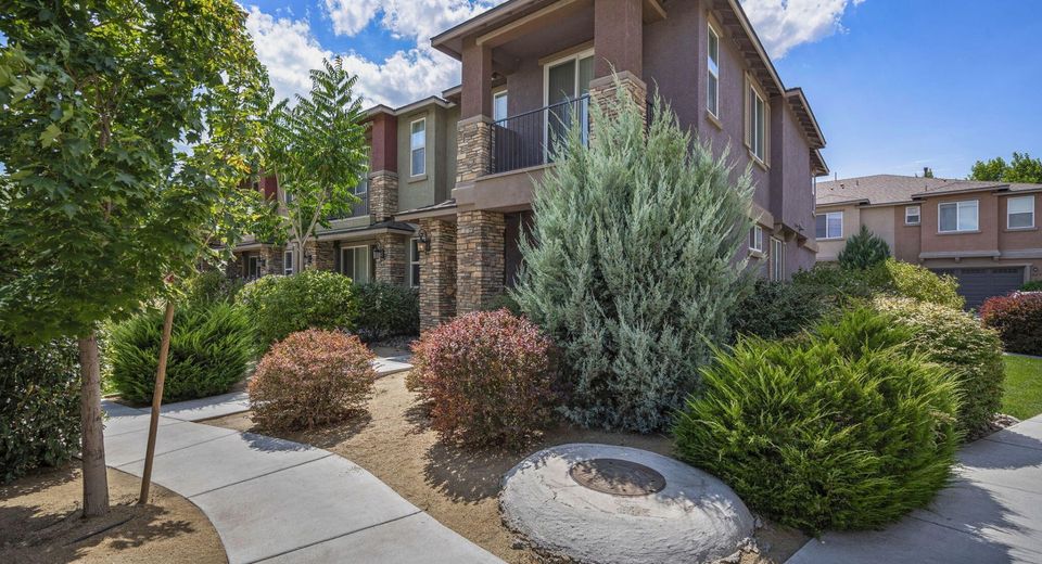 2079 S Virginia Street, Reno, NV 89502 Photo