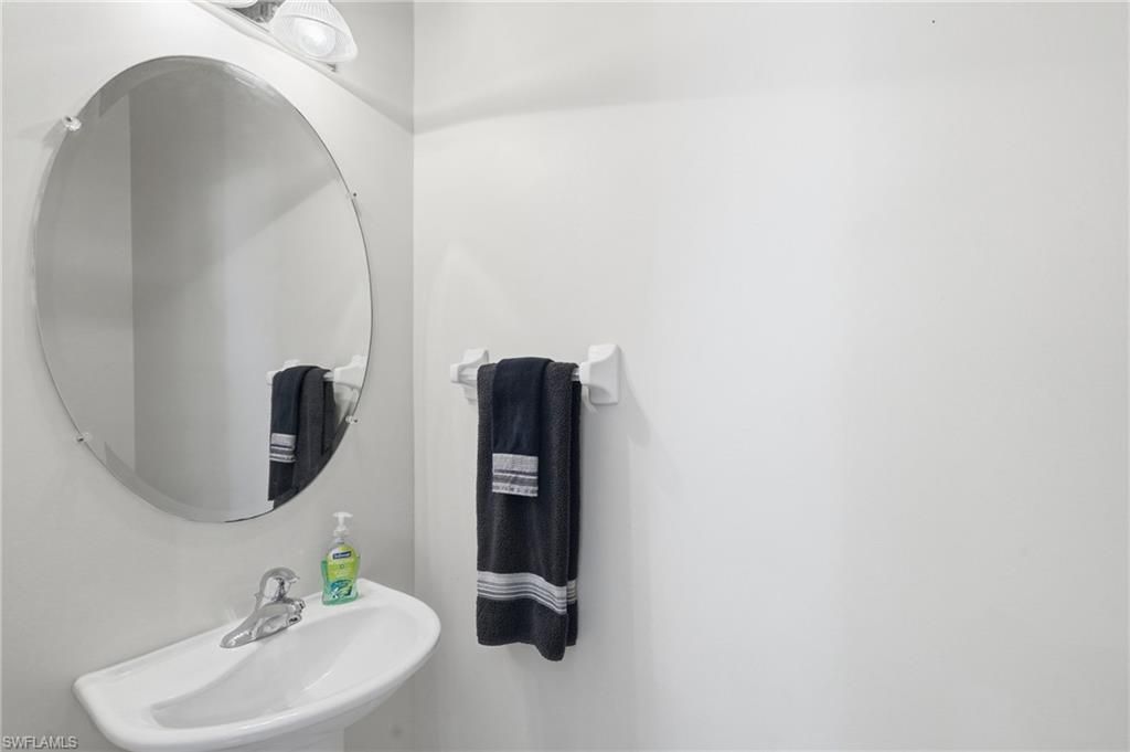 1148 Oxford Ln, Naples, FL 34105 Photo