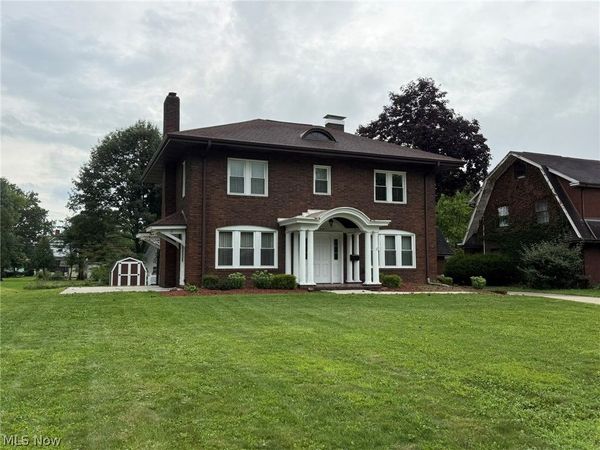 1024 N Wooster Avenue , Dover, OH 44622