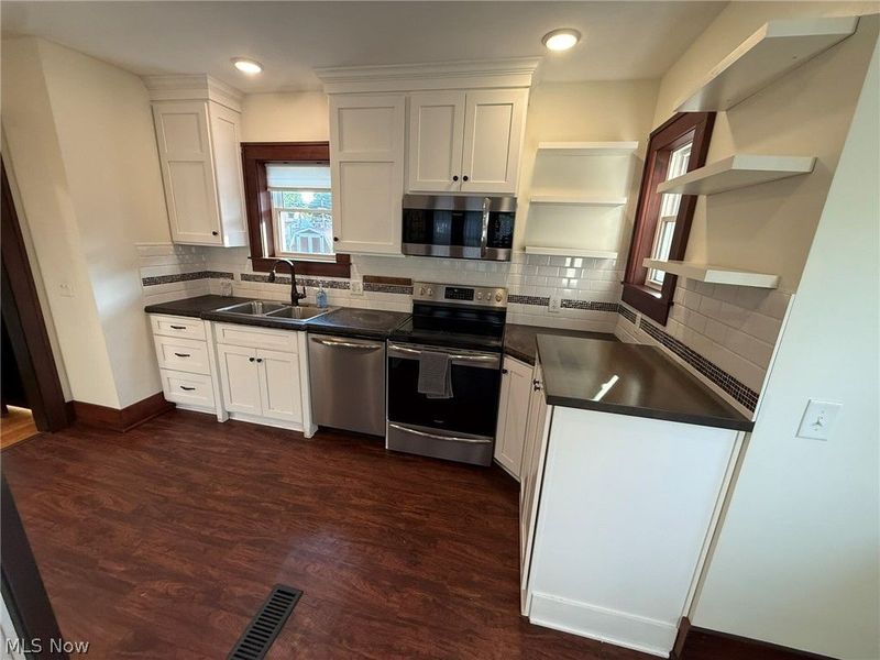 1024 N Wooster Avenue, Dover, OH 44622 Photo 10