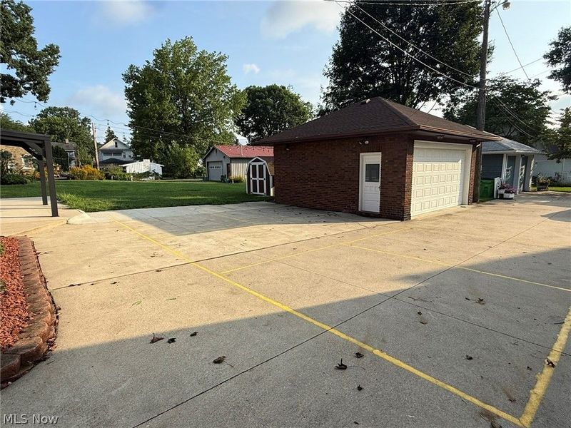 1024 N Wooster Avenue, Dover, OH 44622 Photo 46