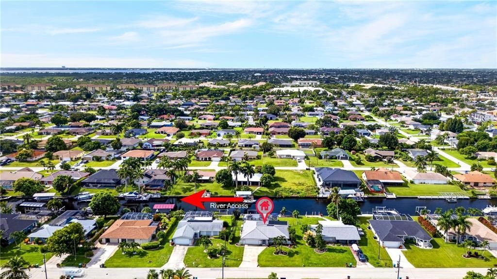 1808 SE 13th Ter, Cape Coral, FL 33990 Photo