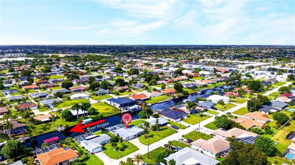 1808 SE 13th Ter, Cape Coral, FL 33990 Photo