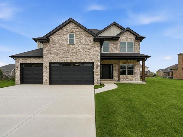 23039 Lakeview Estates Boulevard , Frankfort, IL 60423
