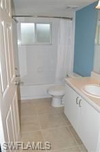 8214 Key Royal Cir, Unit 125, Naples, FL 34119 Photo