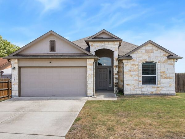 2185 KEYSTONE DR, New Braunfels, TX 78130