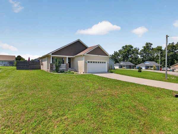 197 Panther Valley Rd , Crossville, TN 38555