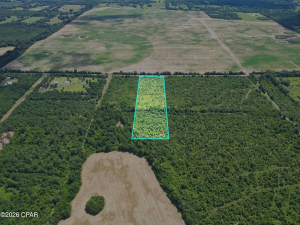 000 Poplar Springs Road , Marianna, FL 32446