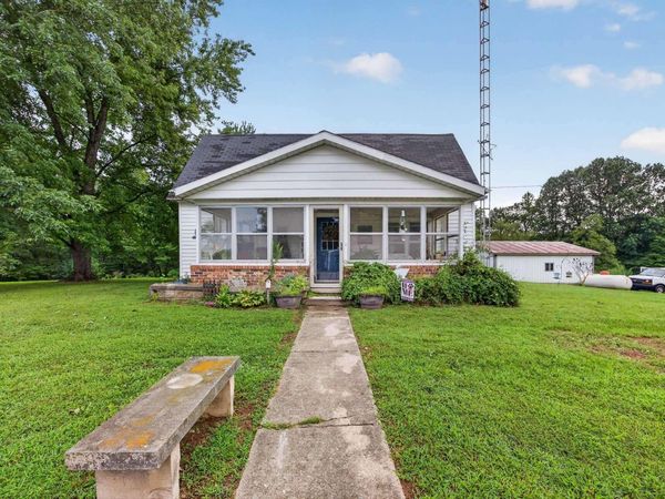 1556 Rabbitsville Road, Mitchell, IN 47446