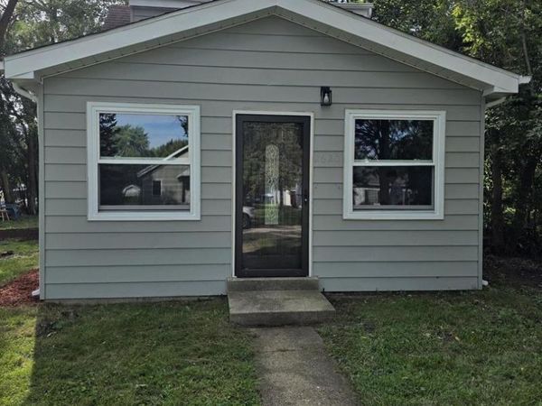 2620 Gilboa Avenue , Zion, IL 60099