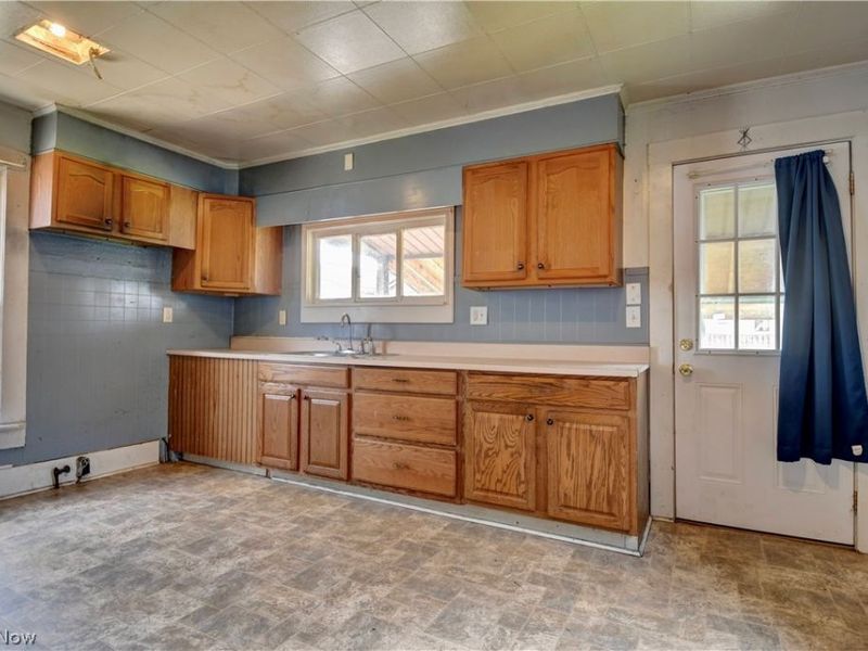 411 5th Street NW, New Philadelphia, OH 44663 Photo 10