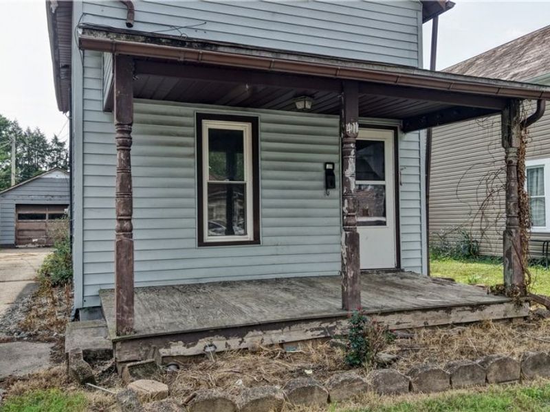 411 5th Street NW, New Philadelphia, OH 44663 Photo 4