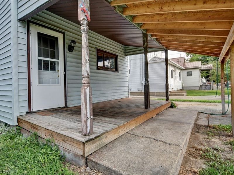 411 5th Street NW, New Philadelphia, OH 44663 Photo 6