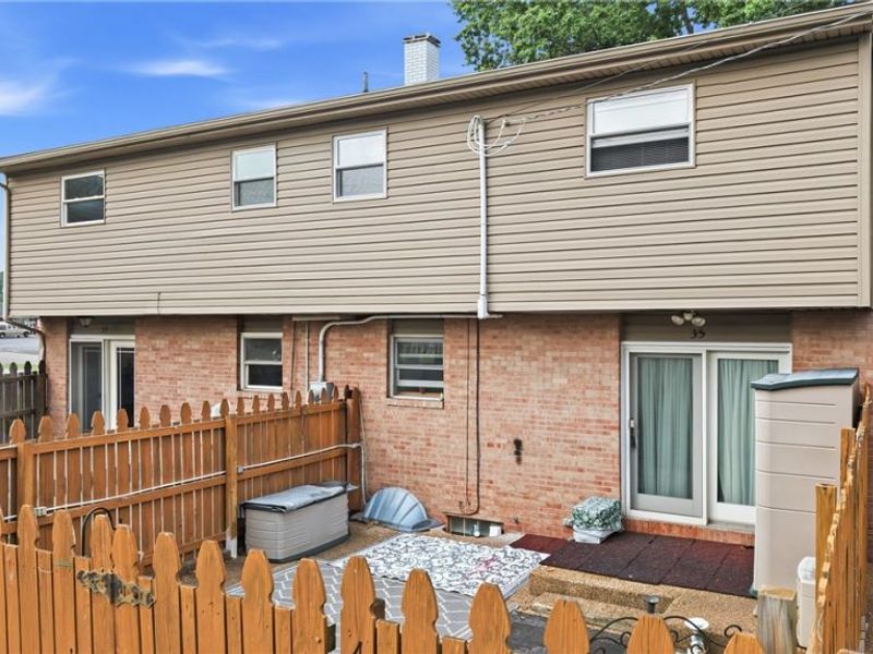 4235 New Road , Austintown, OH 44515 Photo 8