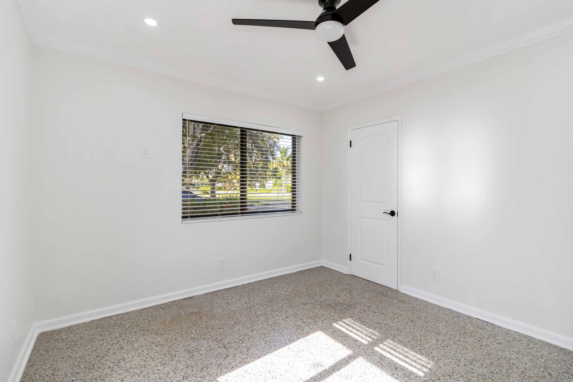 431 52nd Street, West Palm Beach, FL 33407 Photo