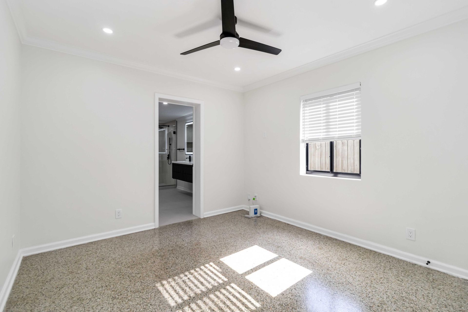 431 52nd Street, West Palm Beach, FL 33407 Photo