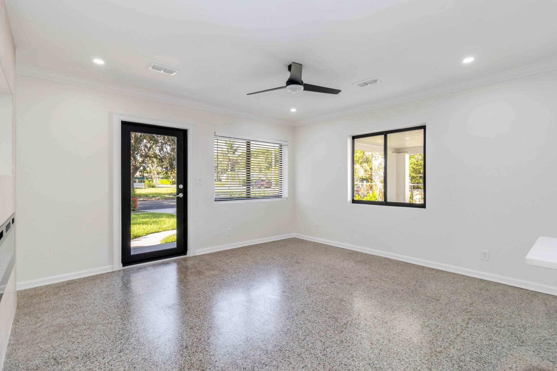 431 52nd Street, West Palm Beach, FL 33407 Photo