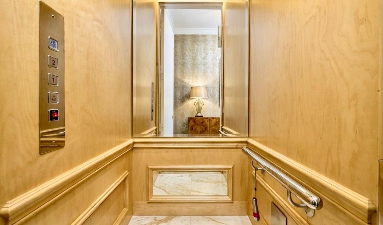 712 Sandy Point Lane, North Palm Beach, FL 33410 Photo