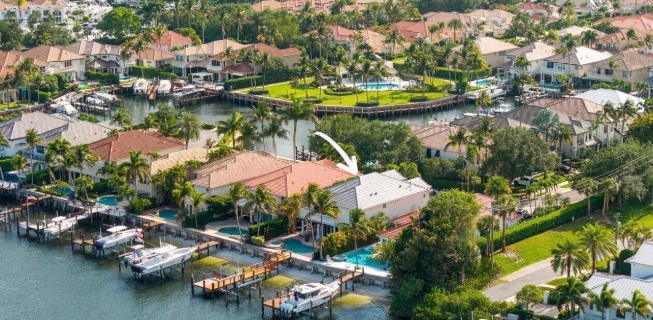 712 Sandy Point Lane, North Palm Beach, FL 33410 Photo