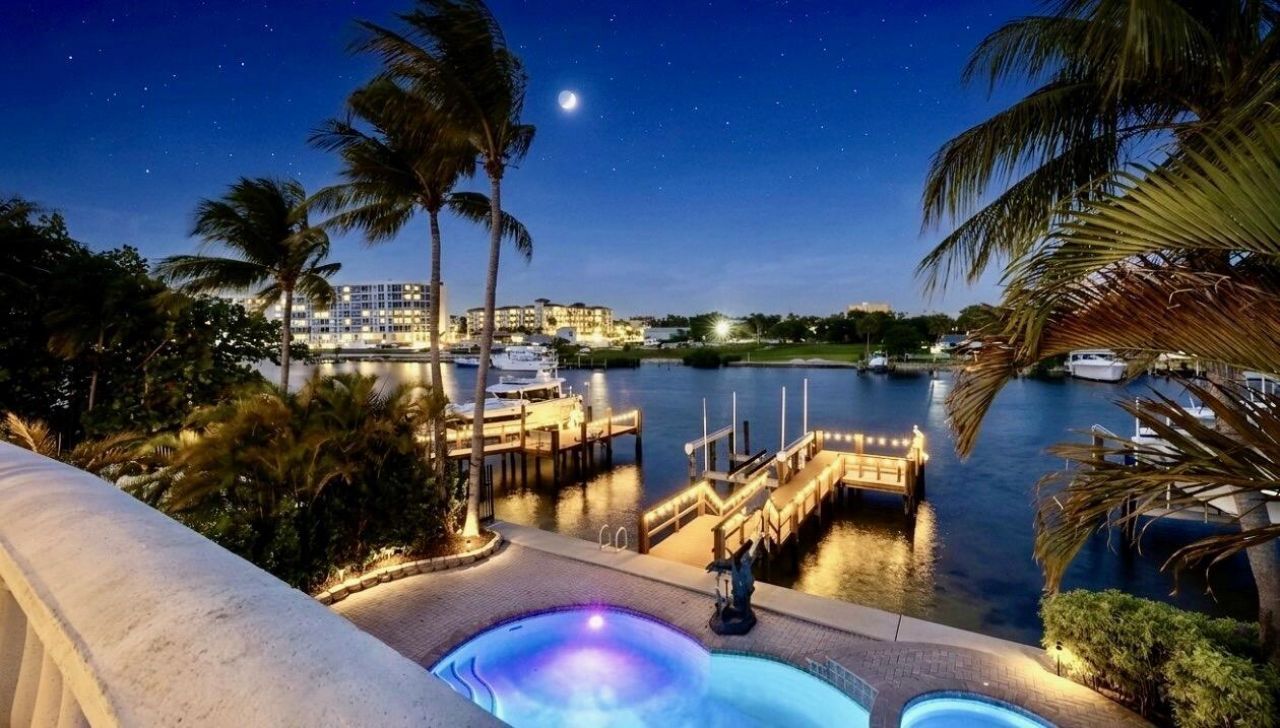 712 Sandy Point Lane, North Palm Beach, FL 33410 Photo
