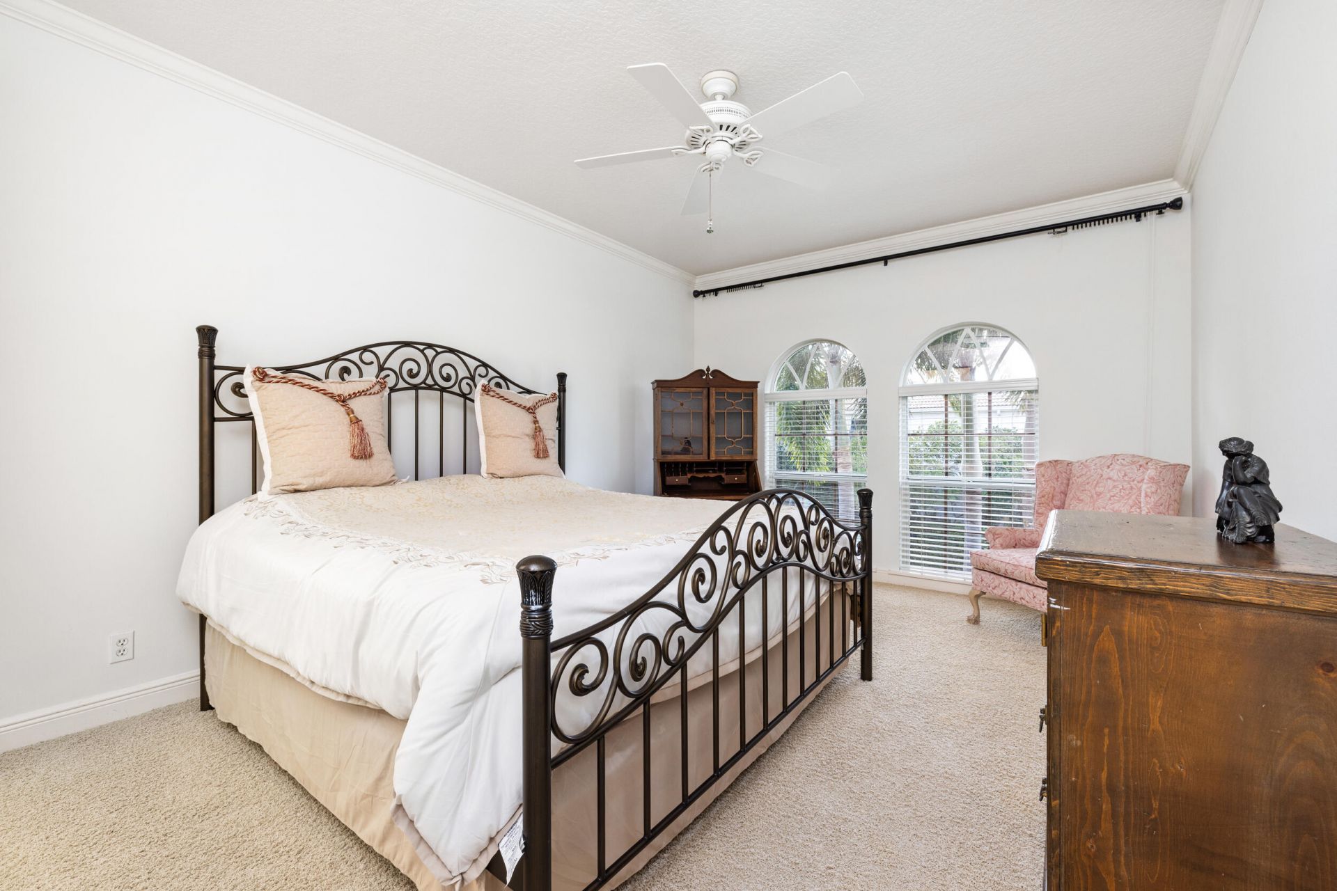 712 Sandy Point Lane, North Palm Beach, FL 33410 Photo