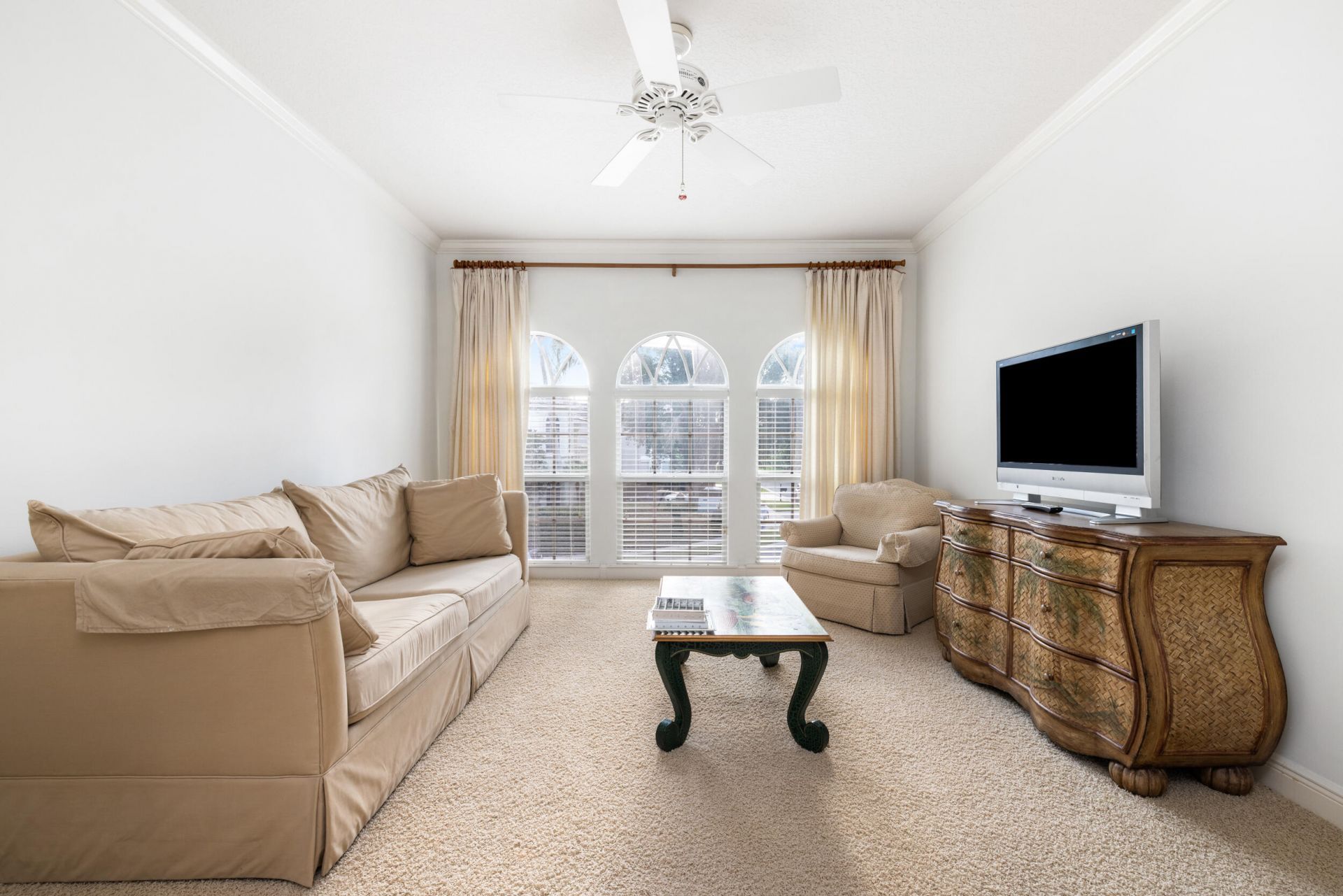 712 Sandy Point Lane, North Palm Beach, FL 33410 Photo