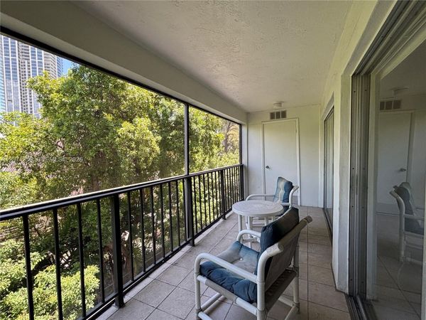 201 178th Dr , Unit 337, Sunny Isles Beach, FL 33160