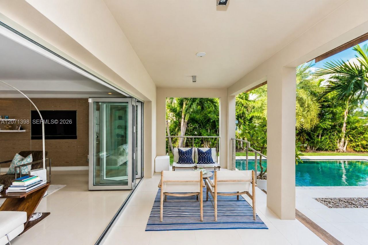 455 E Dilido Dr , Miami Beach, FL 33139 Photo