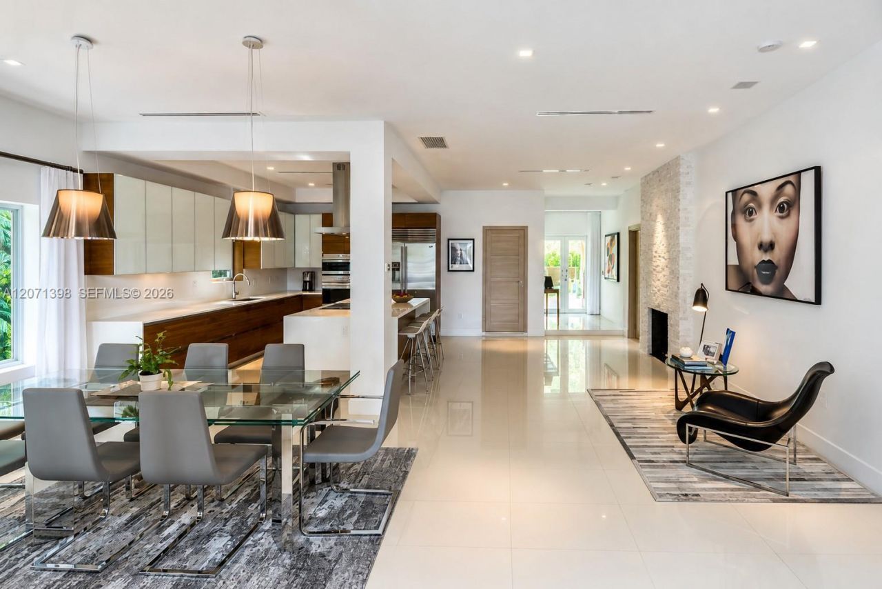 455 E Dilido Dr , Miami Beach, FL 33139 Photo