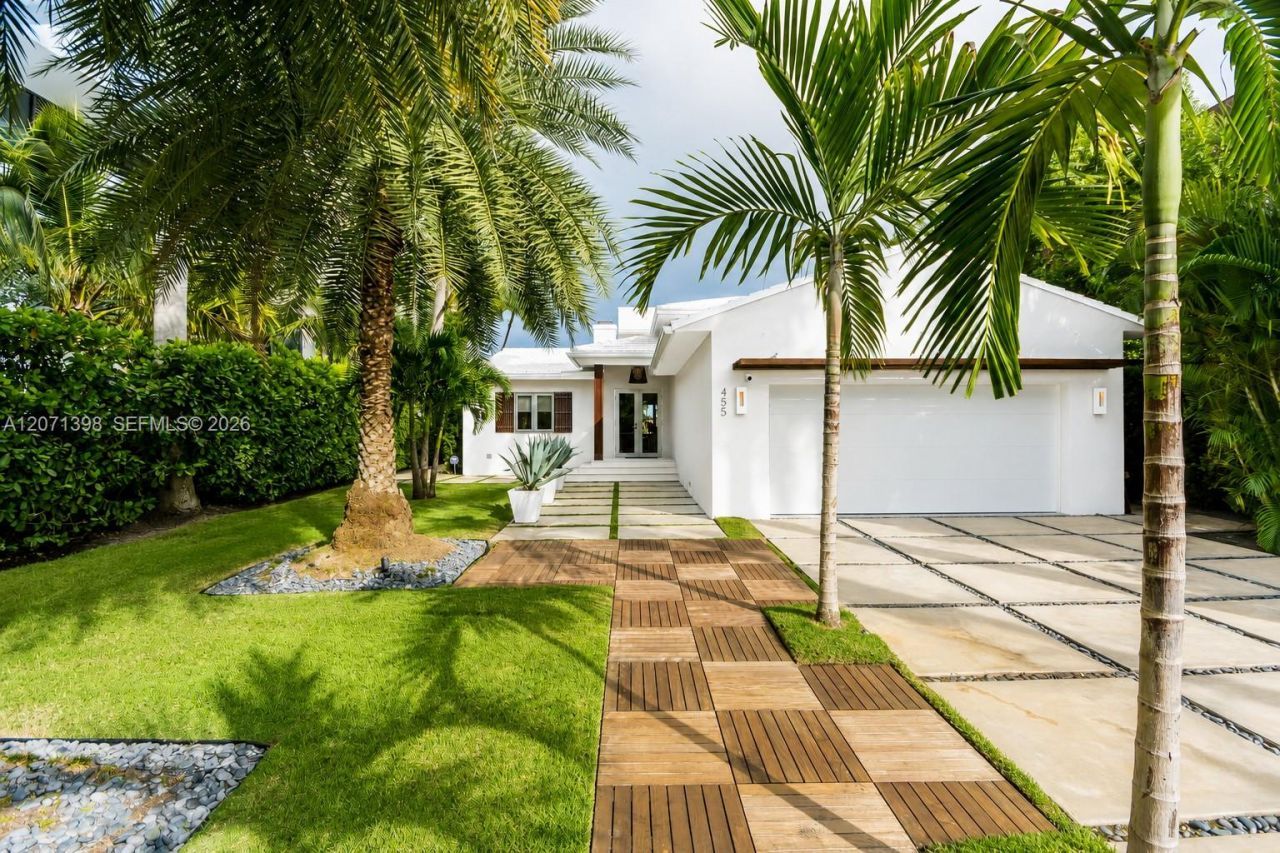 455 E Dilido Dr , Miami Beach, FL 33139 Photo