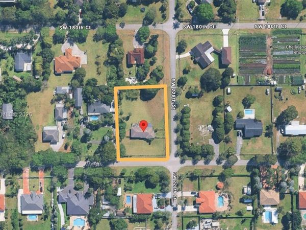 22775 SW 182nd Ave , Miami, FL 33170