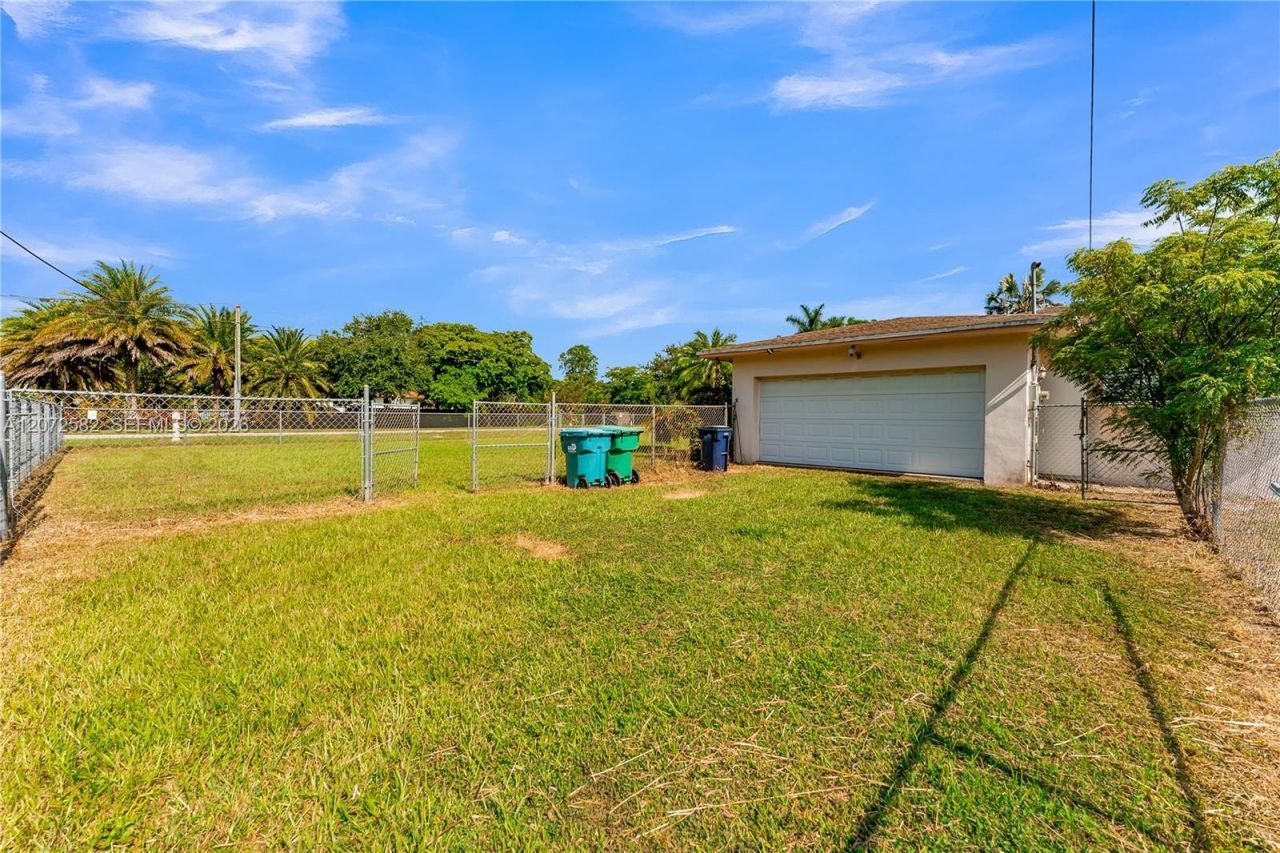 22775 SW 182nd Ave, Miami, FL 33170 Photo