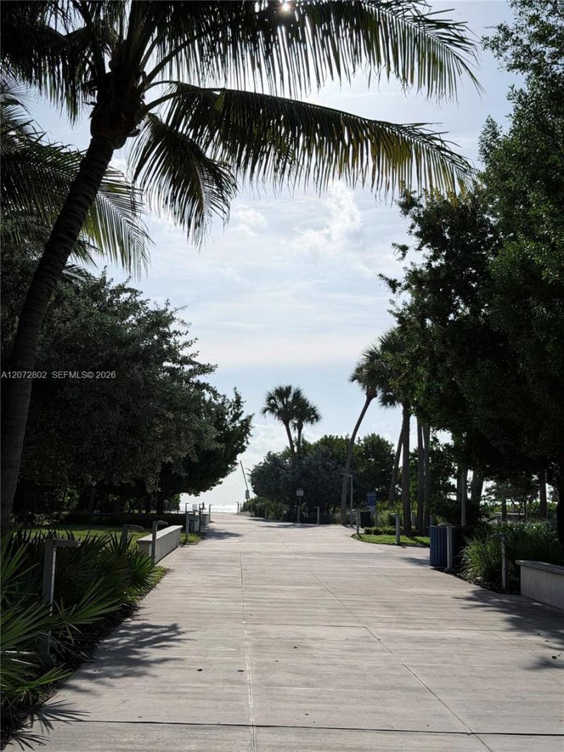 500 77th St, Unit 3, Miami Beach, FL 33141 Photo