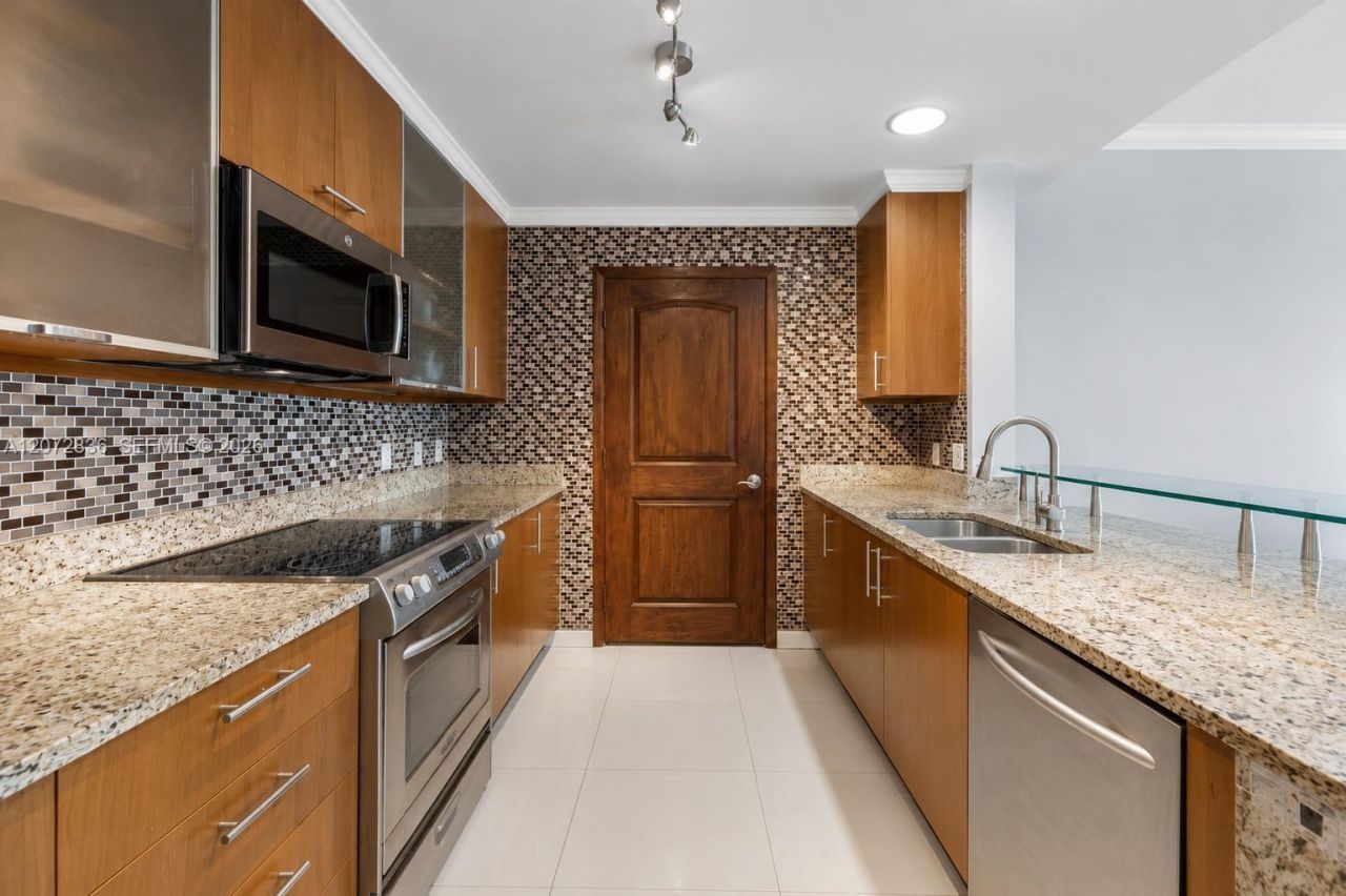 1945 S Ocean Dr , Unit 2209, Hallandale Beach, FL 33009 Photo