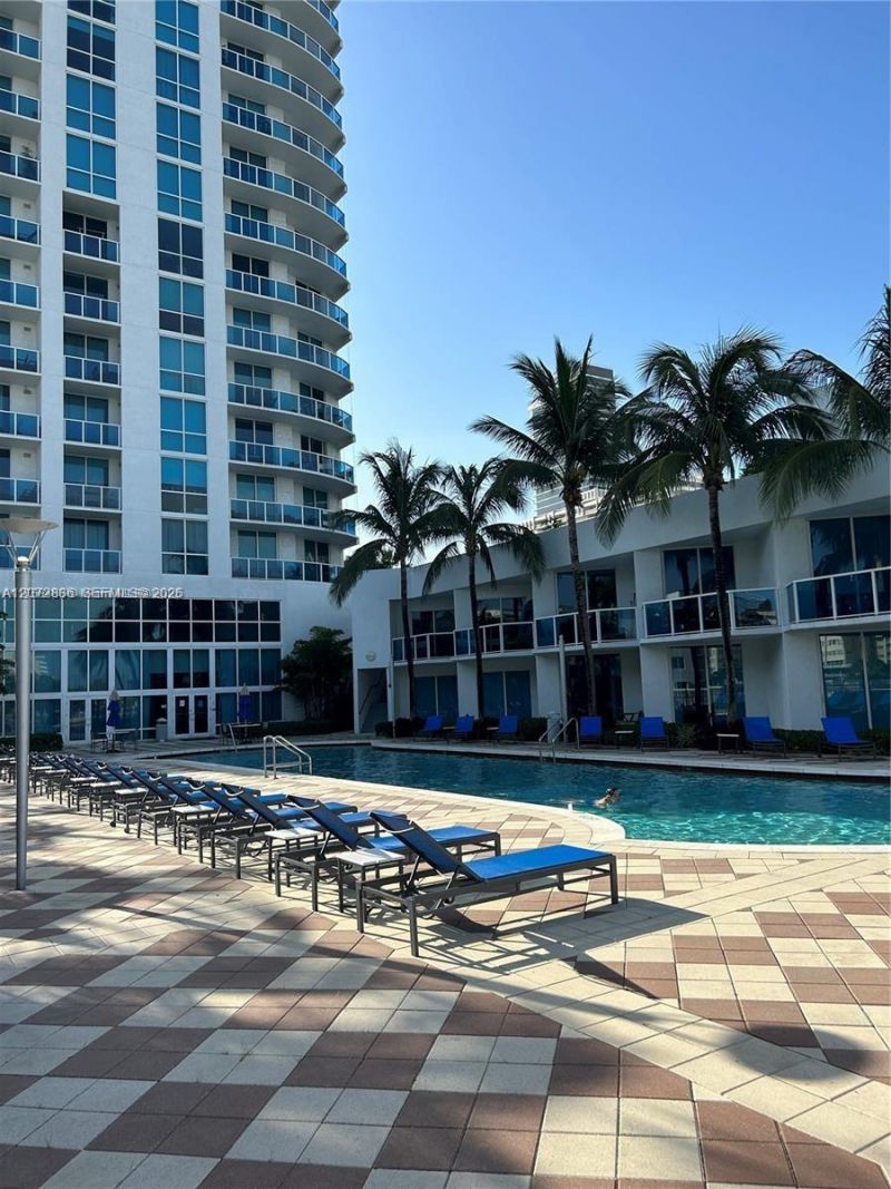 1945 S Ocean Dr , Unit 2209, Hallandale Beach, FL 33009 Photo