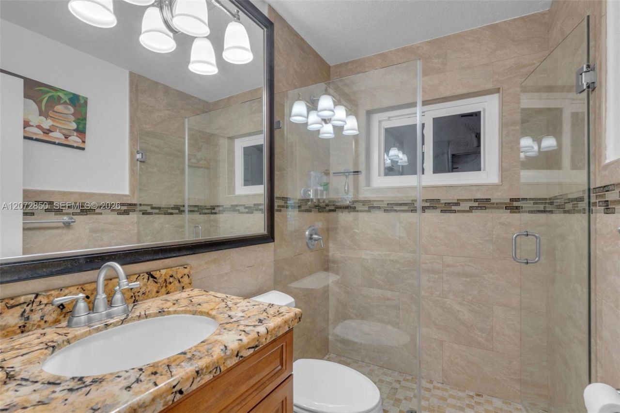 5330 SW 7th St , Miami, FL 33134 Photo