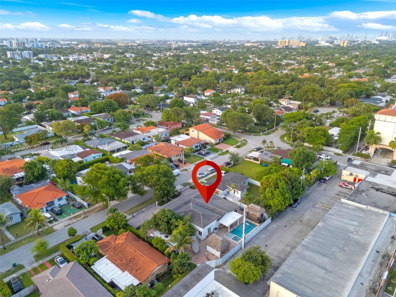 5330 SW 7th St , Miami, FL 33134 Photo